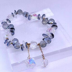 Elegant Crystal Bracelet with Gold Accents